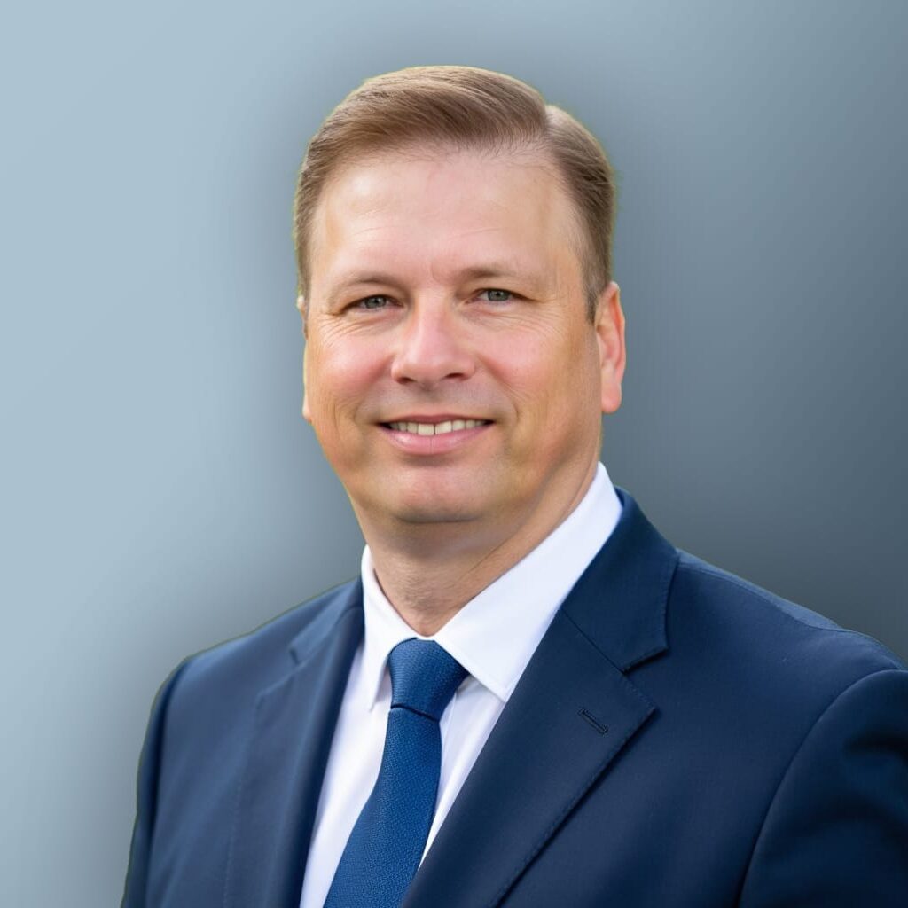 A picture of Robert Coleman, the CEO of Signature Financial Solutions